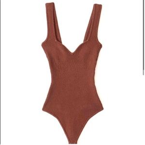 ELEVATED RIBBED BODYSUIT - ABERCROMBIE & FITCH